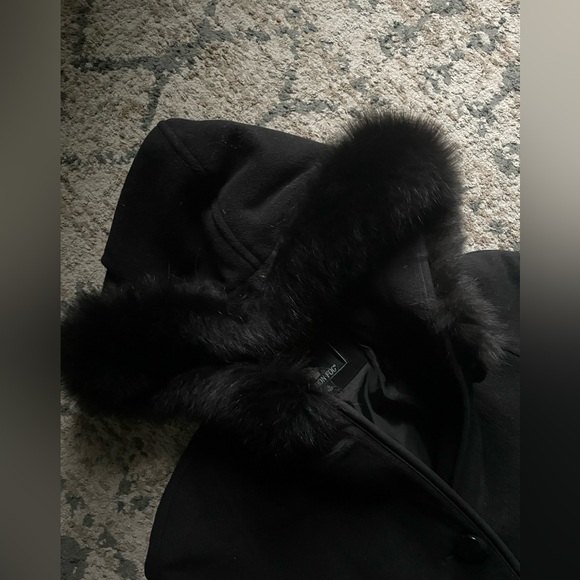 London Fog Full Length Lined Jacket With Faux Fur Hood Size 6 P Feminine 10/10 - Picture 8 of 8